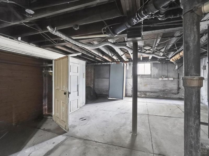 137 E Main Street, Hillsboro, OH 45133 Photo 23