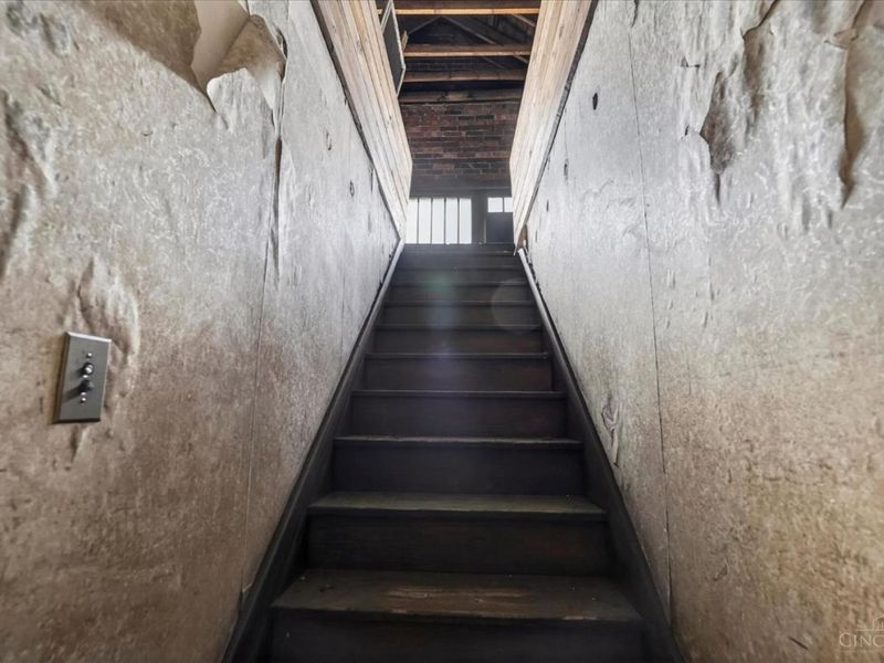 137 E Main Street, Hillsboro, OH 45133 Photo 38