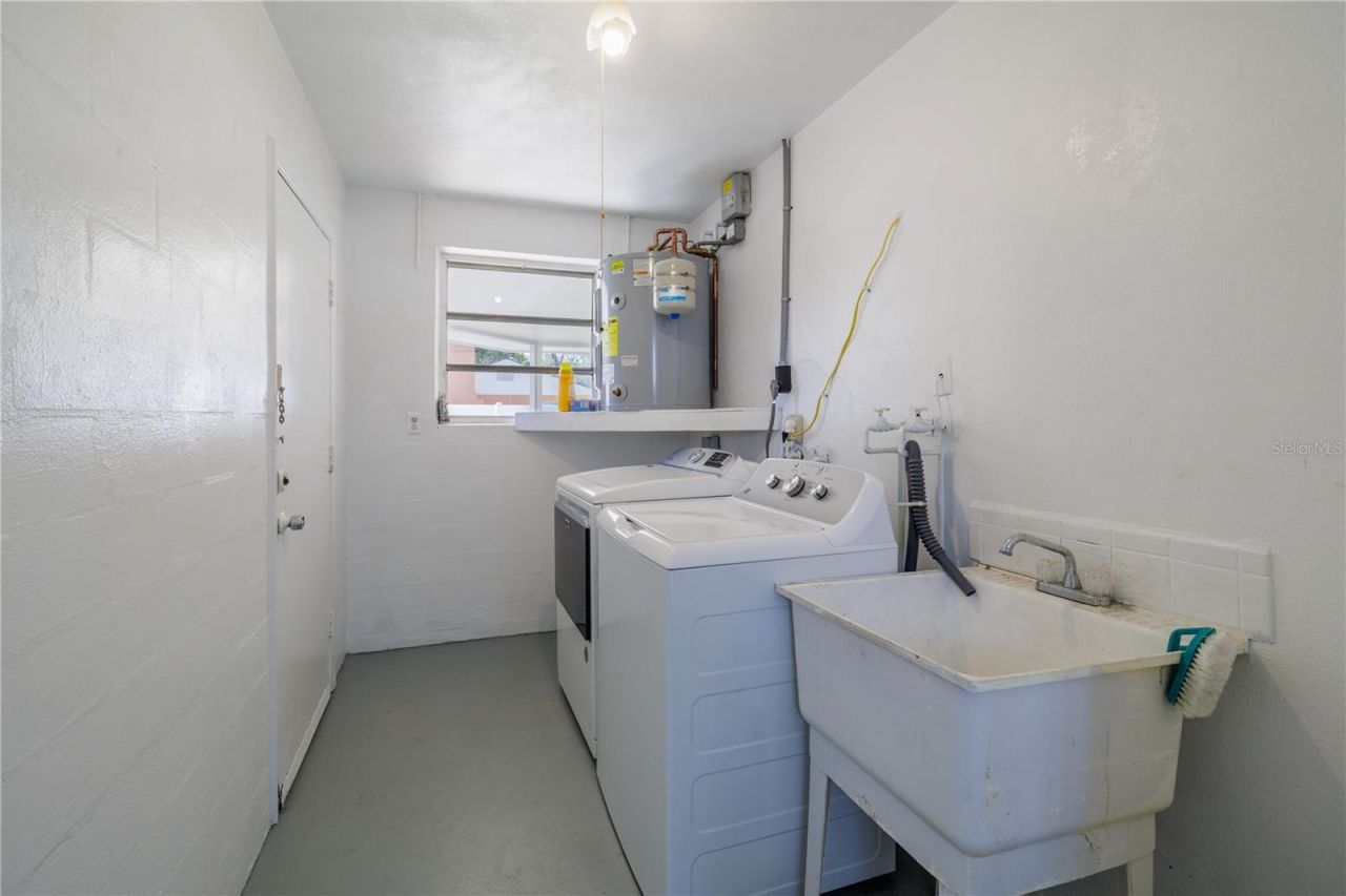 1016 Cherokee Ranch Road, Holly Hill, FL 32117 Photo