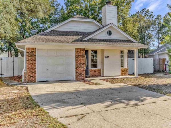 4554 Northpointe Pl, Pensacola, FL 32514