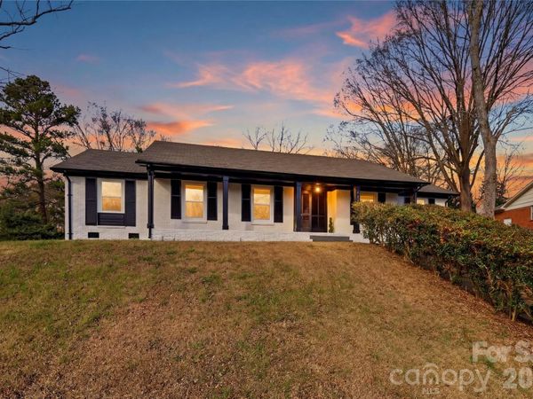 7301 Marlbrook Drive, Charlotte, NC 28212