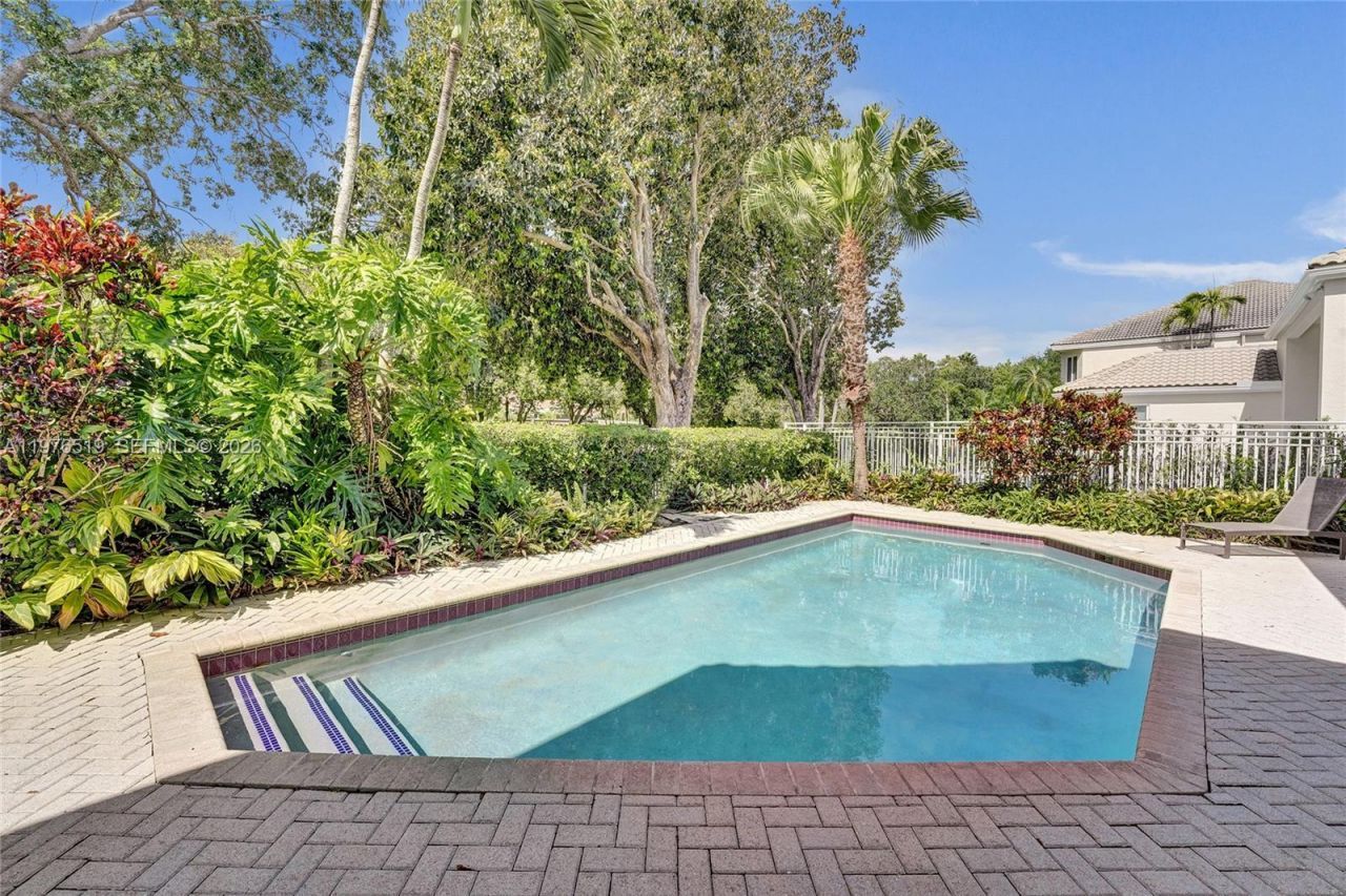 2719 Pinehurst, Weston, FL 33332 Photo