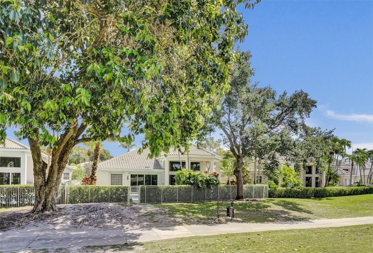 2719 Pinehurst, Weston, FL 33332 Photo