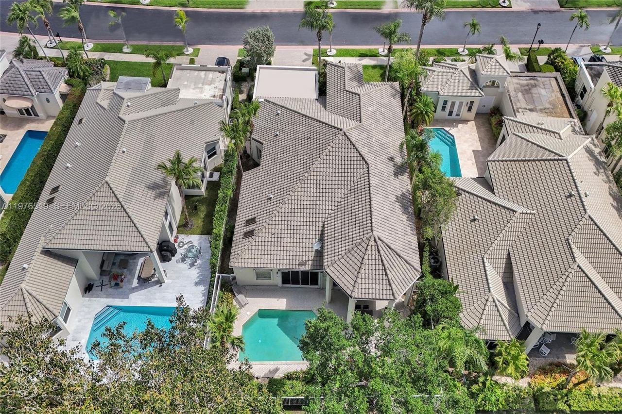 2719 Pinehurst, Weston, FL 33332 Photo
