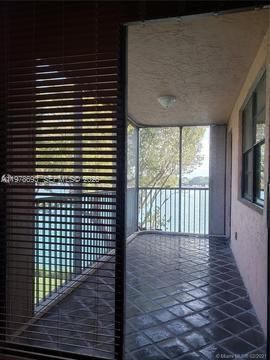 20860 San Simeon Way , Unit 404-6, Miami, FL 33179 Photo