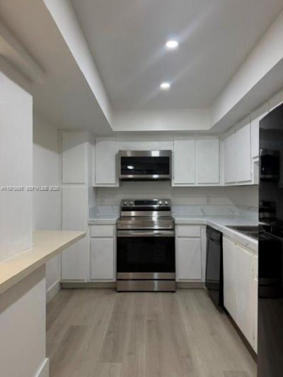 20860 San Simeon Way, Unit 404-6, Miami, FL 33179 Photo