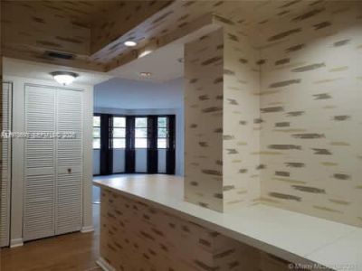 20860 San Simeon Way , Unit 404-6, Miami, FL 33179 Photo