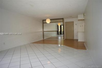 20860 San Simeon Way , Unit 404-6, Miami, FL 33179 Photo