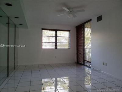 20860 San Simeon Way , Unit 404-6, Miami, FL 33179 Photo