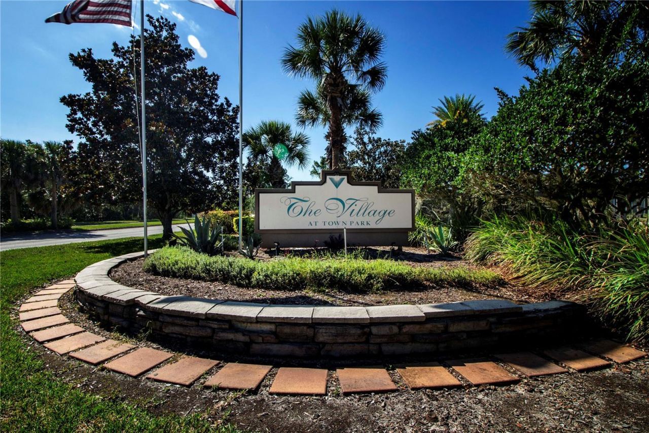 8926 Manor Loop, Unit 107, Lakewood Ranch, FL 34202 Photo