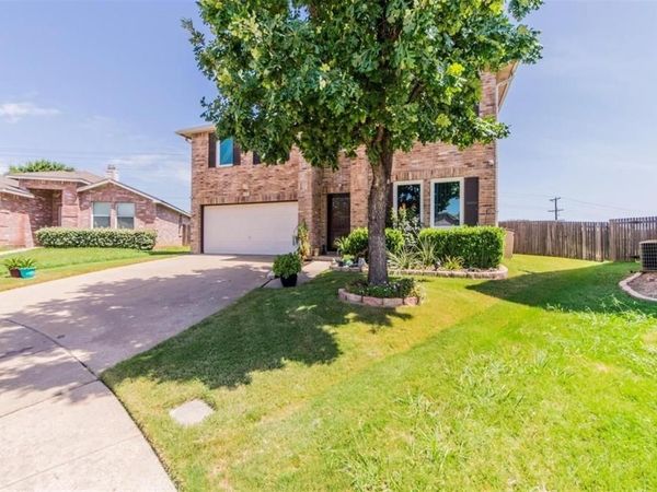 8301 Redheart Street, Arlington, TX 76002