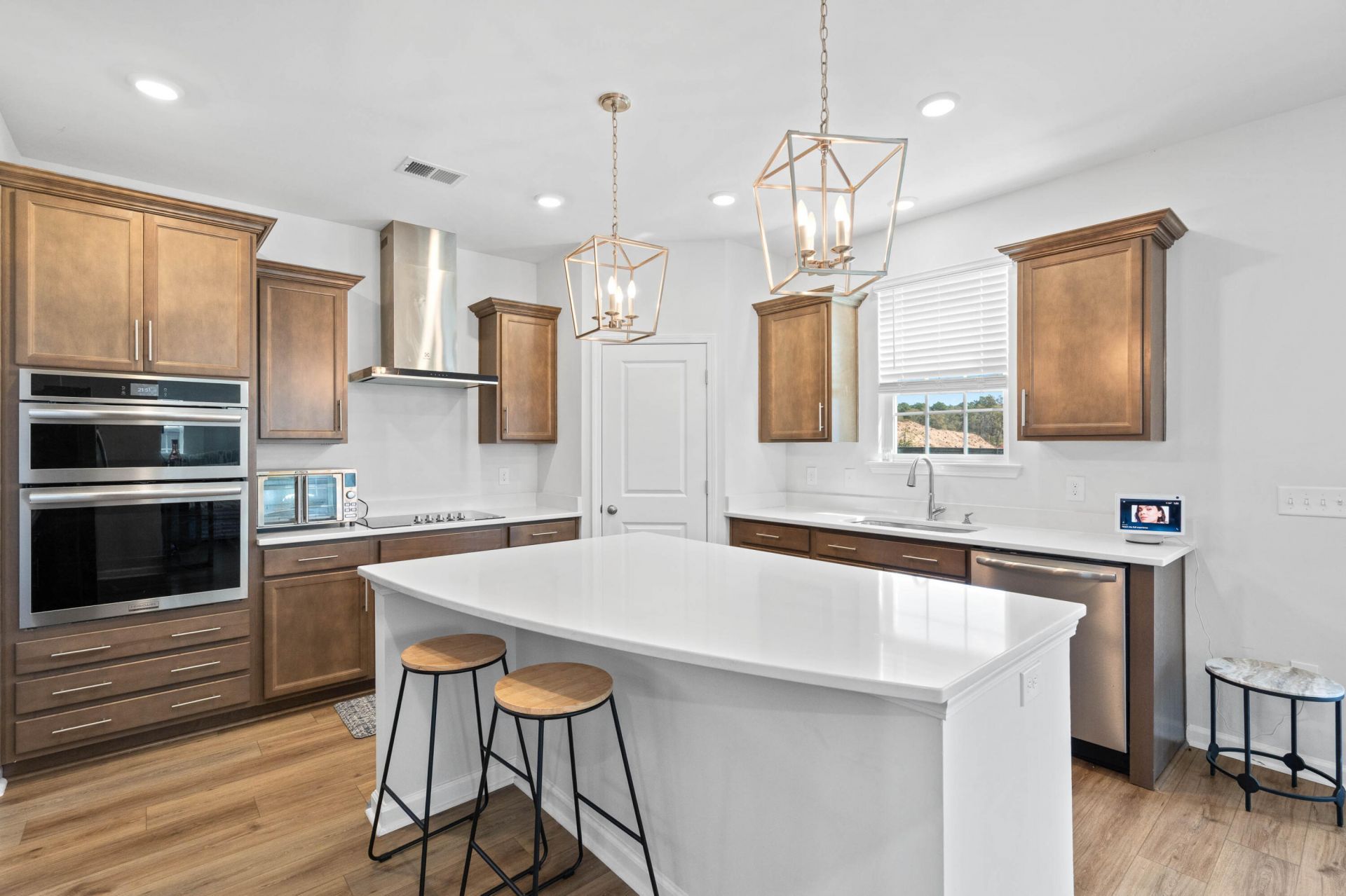 111 Grange Lane Photo 18