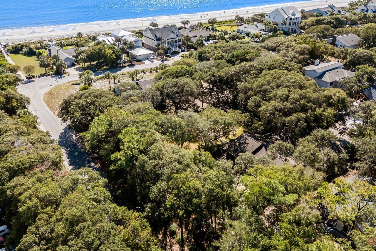 203 82nd Ave. N Photo 8