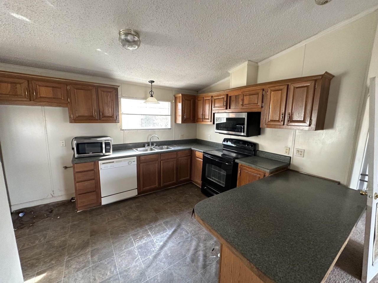 5619 Cates Bay Hwy. Photo 11