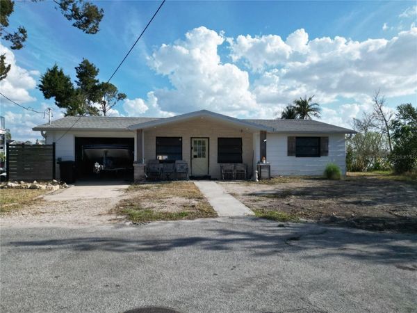 8402 DAMEN LANE , PORT RICHEY, FL 34668