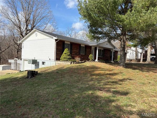 53 Walnut Street, Viburnum, MO 65566