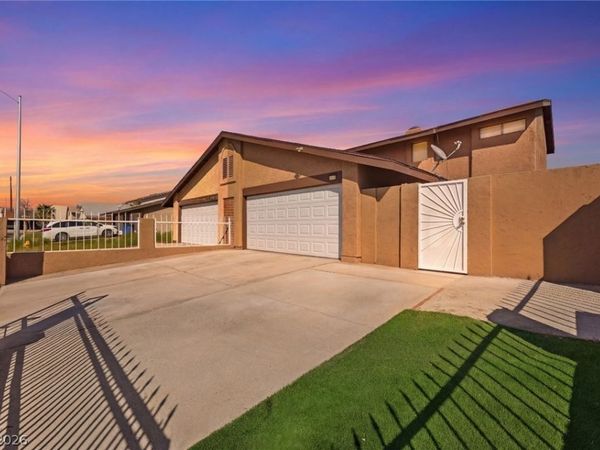 3946 Jontue Street, Las Vegas, NV 89115