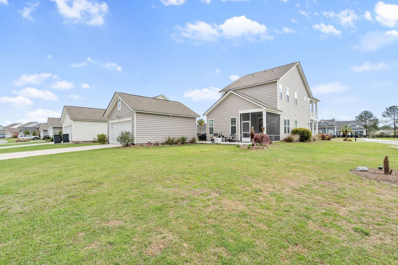 1541 Club Way Photo 11
