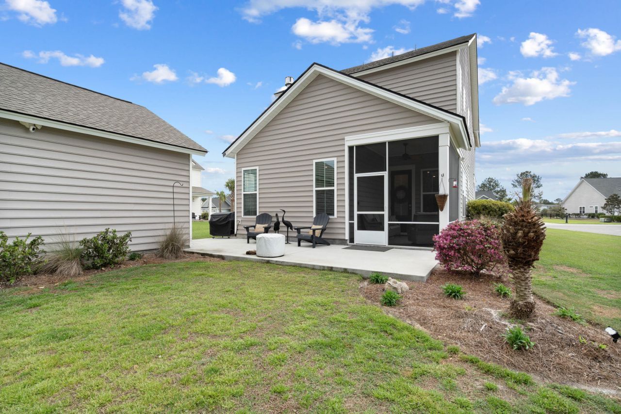 1541 Club Way Photo 14