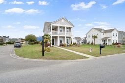 1541 Club Way photo 4