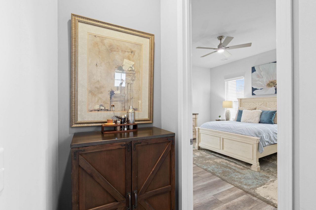 1541 Club Way Photo 36