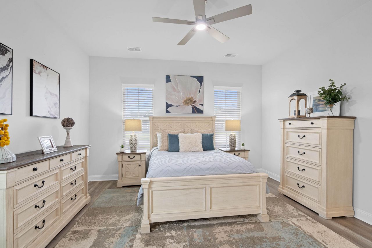 1541 Club Way Photo 39