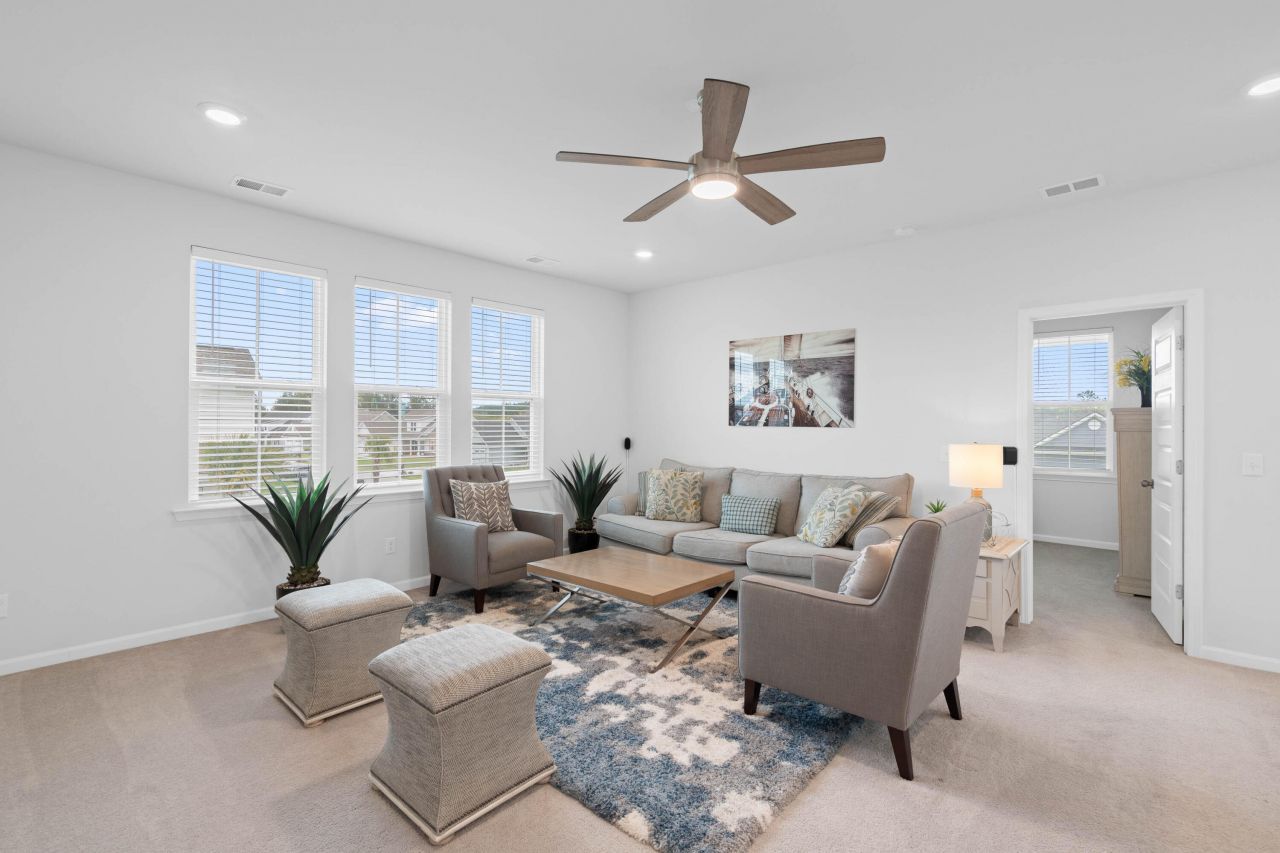 1541 Club Way Photo 44