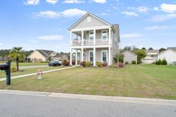 1541 Club Way photo 4