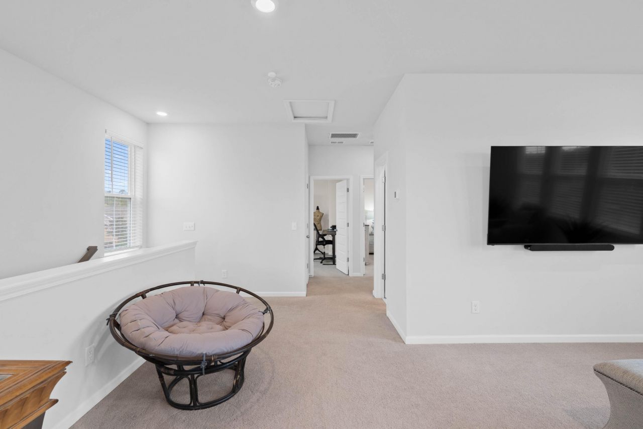 1541 Club Way Photo 50