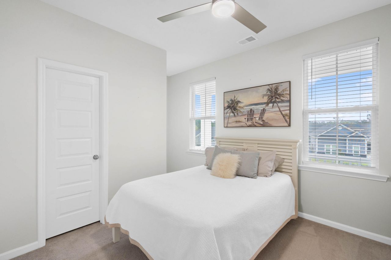 1541 Club Way Photo 51