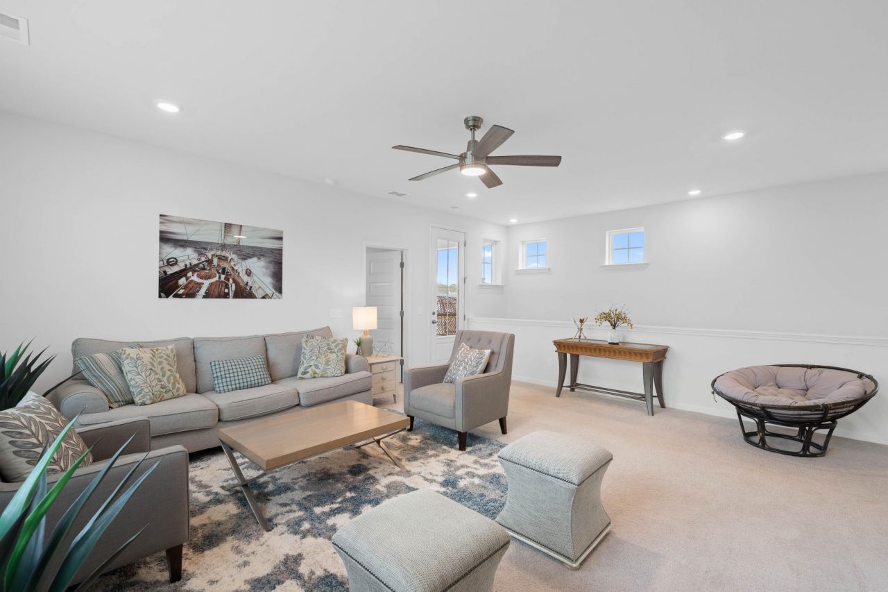 1541 Club Way Photo 52