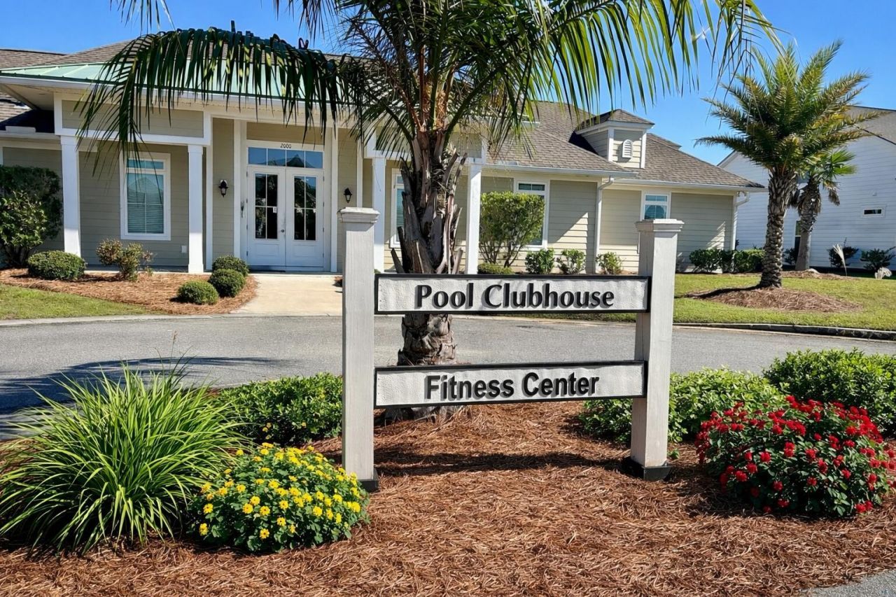 1541 Club Way Photo 59