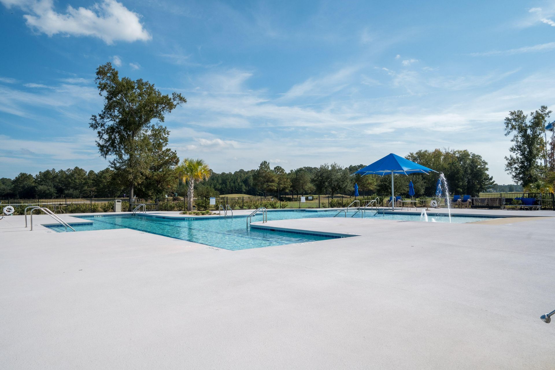 1541 Club Way Photo 64