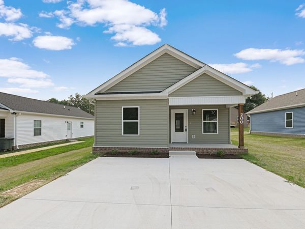 200 Center St, Portland, TN 37148