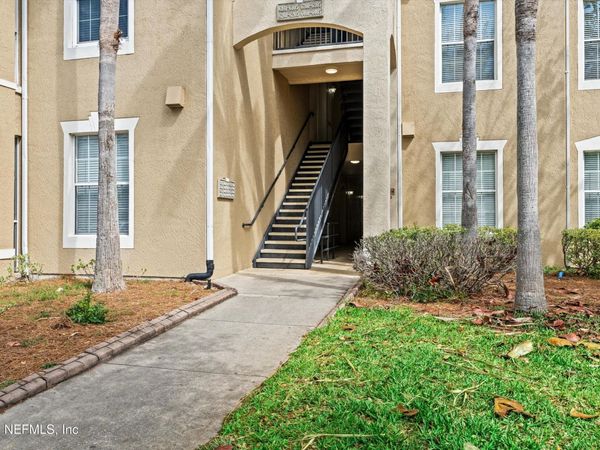 7801 POINT MEADOWS Drive, Unit 6104, Jacksonville, FL 32256