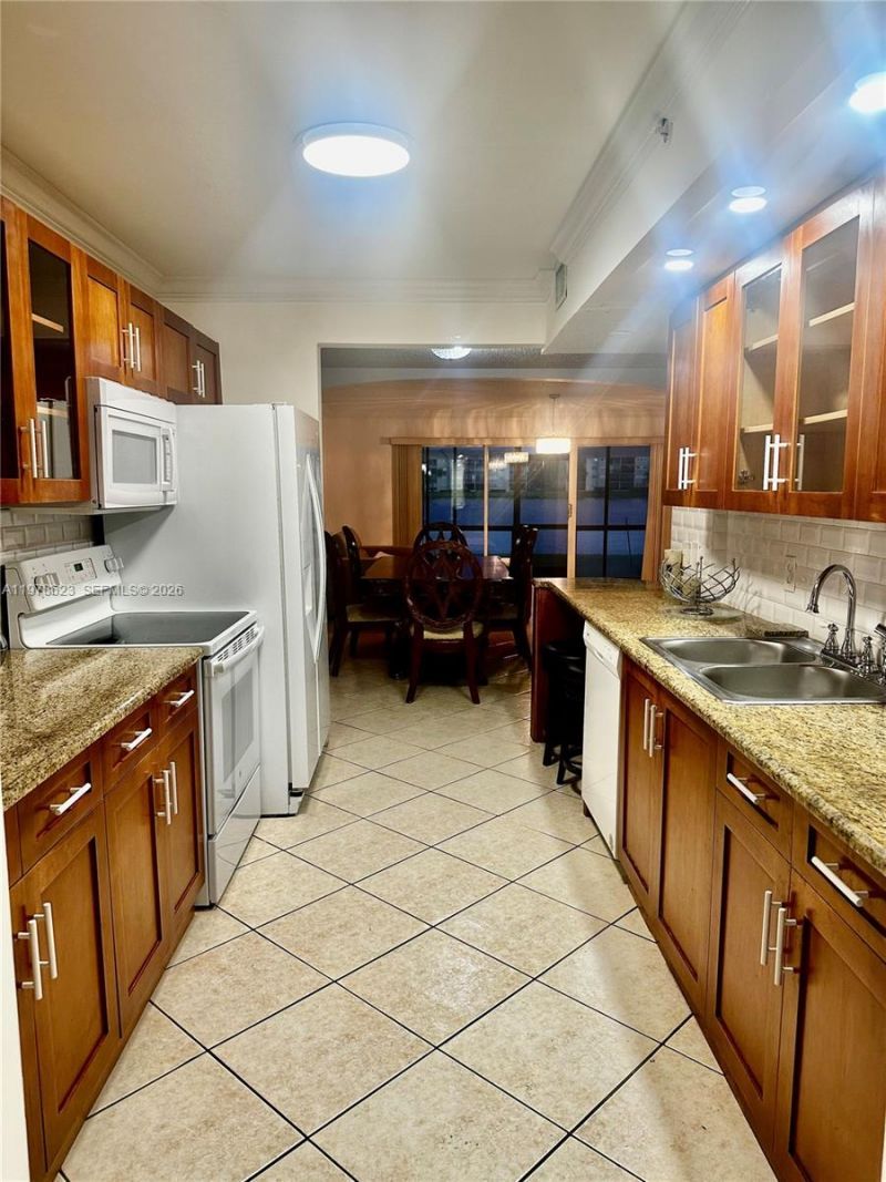 601 SW 141st Ave, Unit 101P, Pembroke Pines, FL 33027 Photo