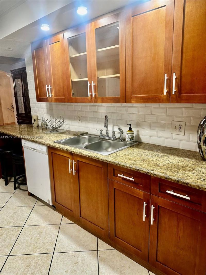 601 SW 141st Ave, Unit 101P, Pembroke Pines, FL 33027 Photo