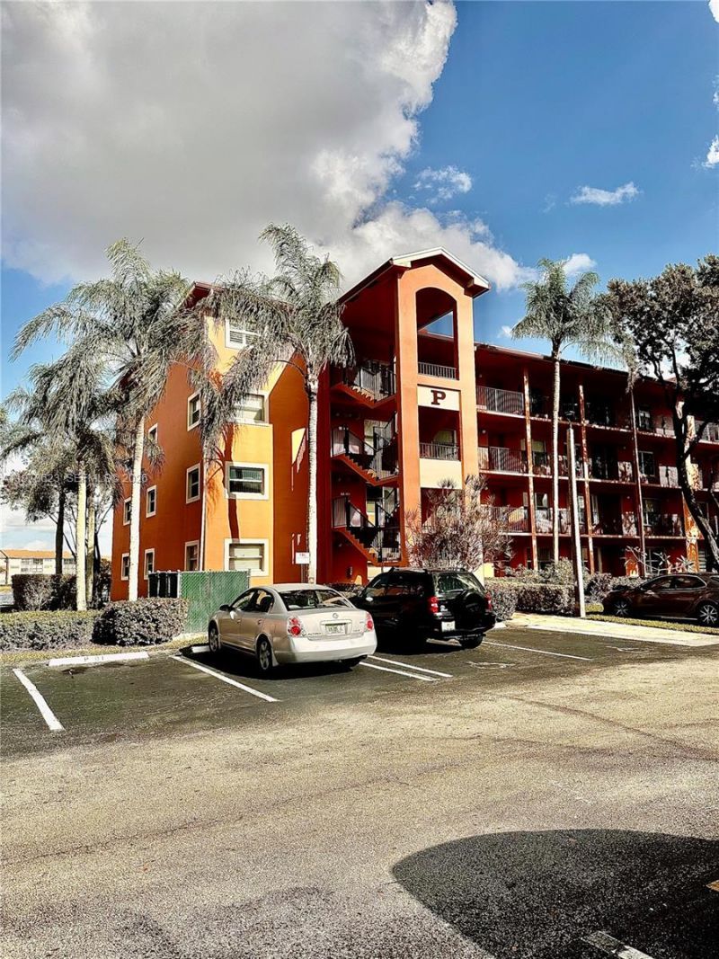 601 SW 141st Ave, Unit 101P, Pembroke Pines, FL 33027 Photo
