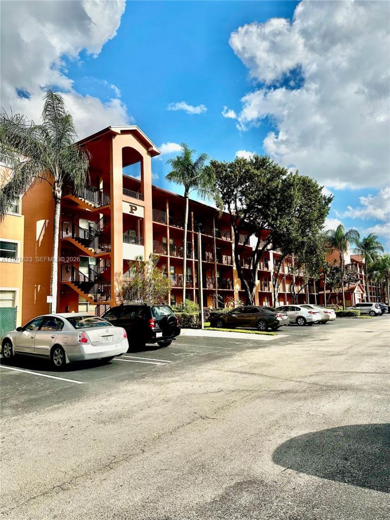 601 SW 141st Ave, Unit 101P, Pembroke Pines, FL 33027 Photo