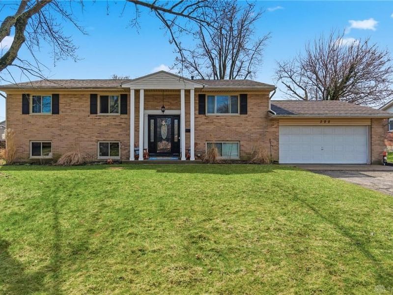 322 Reichard Drive, Vandalia, OH 45377 Photo 1