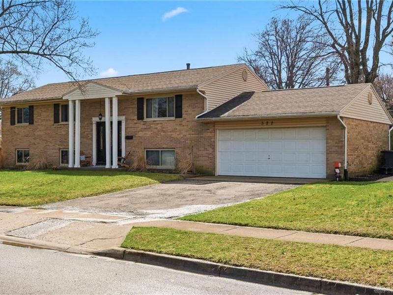 322 Reichard Drive, Vandalia, OH 45377 Photo 2