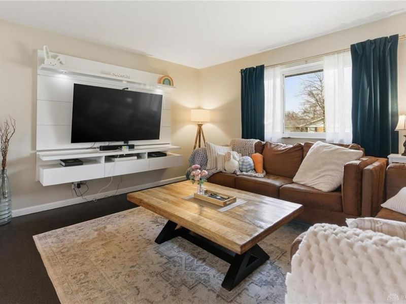 322 Reichard Drive, Vandalia, OH 45377 Photo 4