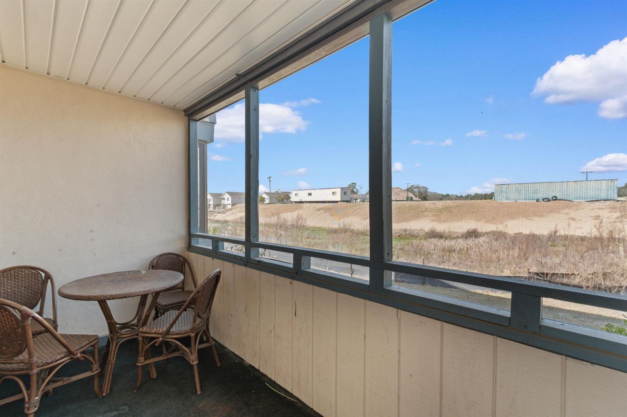 250 Maison Dr. Photo 29