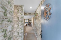 250 Maison Dr. photo 4