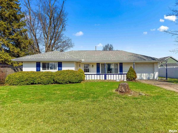 5511 W DIRKSEN Parkway, Peoria, IL 61607