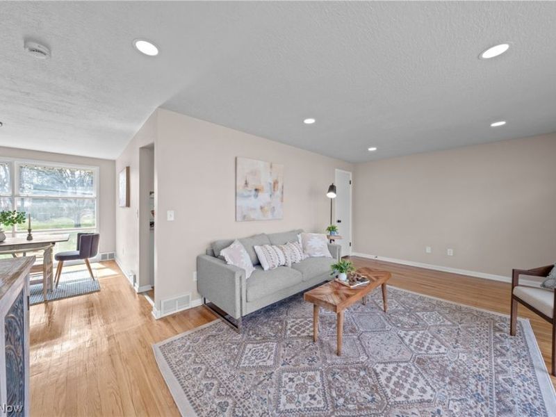 1004 38th Street NW, Canton, OH 44709 Photo 10