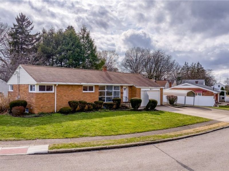 1004 38th Street NW, Canton, OH 44709 Photo 3