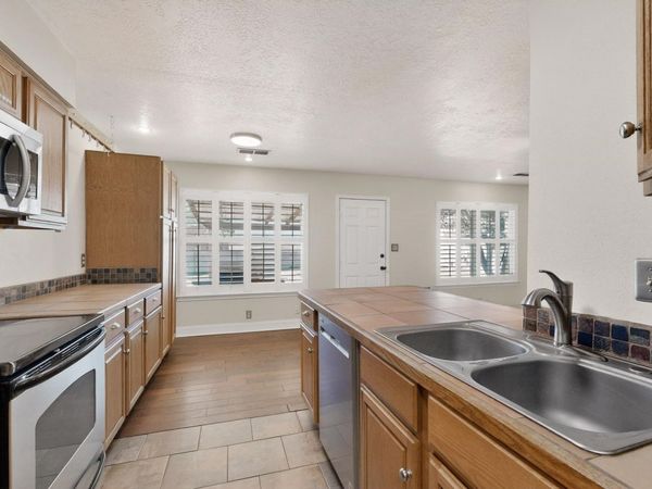 6500 Martin Court NE, Albuquerque, NM 87109