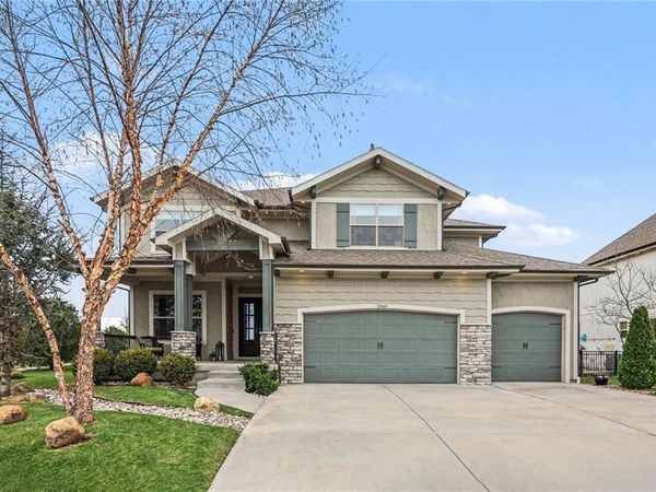 15945 W 165th Street, Olathe, KS 66062