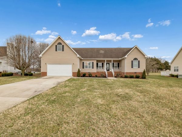 408 Remington Ln , McMinnville, TN 37110